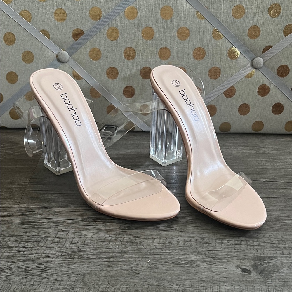 NWOT Boohoo Blush Pink Clear Block Heels size 4 - Picture 2 of 7